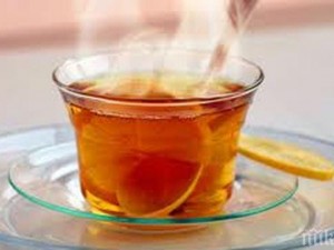 Опасно: Учени установиха, че употребата на горещ чай може да доведе до...