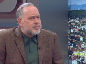 Славчо Велков лекува болна щитовидна жлеза