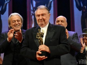 Драма: Големият Васил Михайлов закъса с очите
