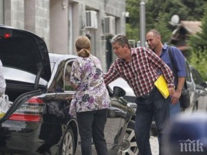 Първанов погреба тъща си