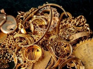 Обладават ни духове от златните накити