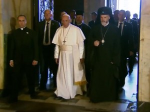 Синодът се изложи пред папата
