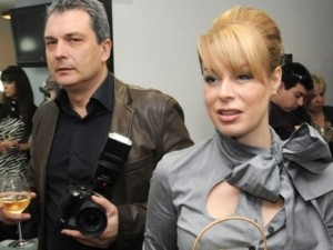 Мира Добрева пак пред развод