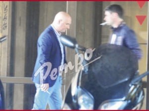 Емо Чолаков скъса джоба