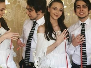 Пери от „Слънчеви момичета“ се сгоди на 18
 