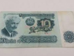 Безумие е да се връща ергенският данък
