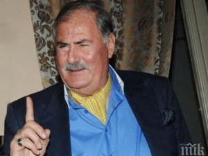 Жорж Ганчев с нови здравословни проблеми, трудно се придвижва
 
 