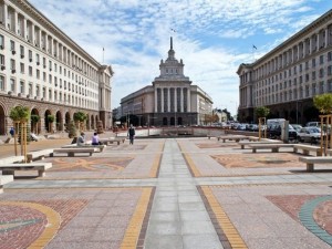 Малко срам нямате ли