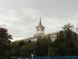 Заплатите не бяха големи, но учехме и се лекувахме безплатно
 
 