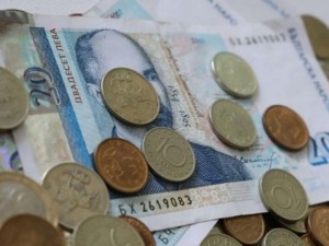 Взимам 200 лева пенсия за 40 години стаж
