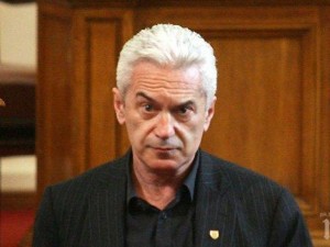 Подкрепям Волен, той ще забрани гей парада
 