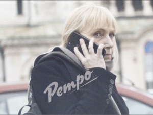 Eлена Йончева пазарува пердета в Брюксел