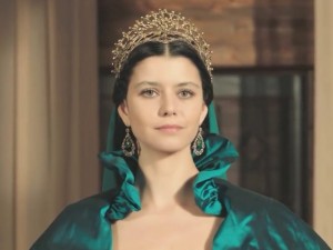 Берен Саат сгащена с любовник
 