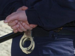 Крадла нокаутира баба за 3 лв.