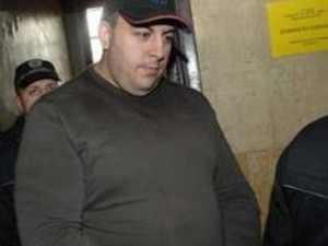 Отнеха имане за 360 бона от Пешо Сумиста и жена му