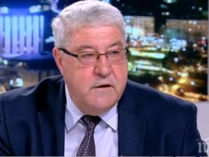 Спас Гърневски за годишнината на ГЕРБ: Народът гласува доверие на джипа на Бойко и не желае кобилата на Нинова