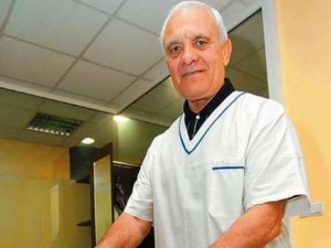 Лечителят Иван Гарабитов: Боледуваме, защото пием вода по време на хранене!