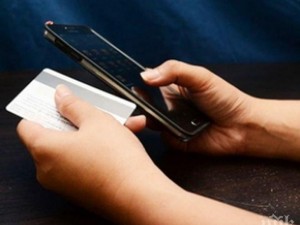 Смартфоните с повече бацили от тоалетната
