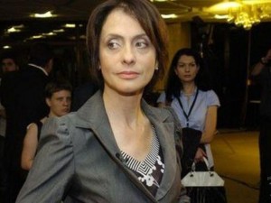 Хубавото Наде добре си поживя през демокрацията
 
 