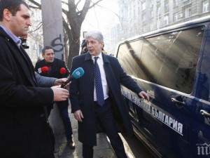 Нено Димов – франкенщайнът на политическата стабилност
 