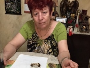 Ясновидката Керанка: Ръсете захар в дома си, пази от 99 вида магии!
