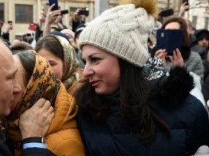 Актриса предложи брак на Путин
 