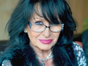 Легендата Йорданка Христова: Евала на ген. Мутафчийски и Националния щаб за коронавируса!
 
 
