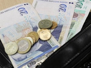 Преизчисляват пенсиите на работещите възрастни