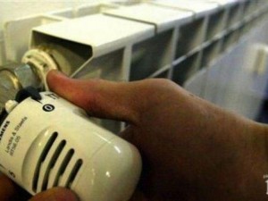 Инкасаторите на парното идват с маски и ръкавици