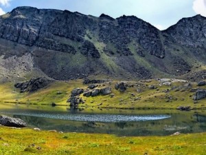 Камък в Рила „плаче“ с лечебна вода
 