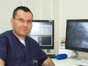 Кардиолог от Александровска болница съветва: Пийте сок от кайсии за нормално кръвно в жегите!
