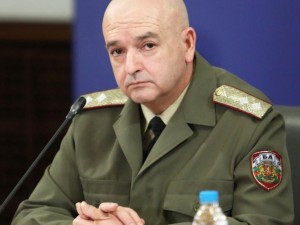 Ген.-майор проф. Мутафчийски празнува рожден ден, става на 55
