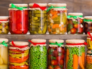 Рецепти за вкусна и бърза зимнина 
