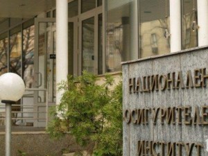 Средният осигурителен доход за юли стигна 1058,71 лв.
 