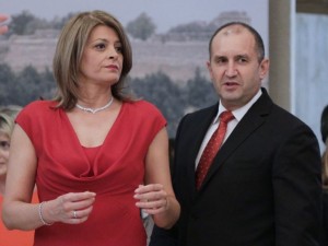 Десислава Радева в разтърсваща изповед: Не знаех, че някой ще ме ползва за залъгалка
 
 