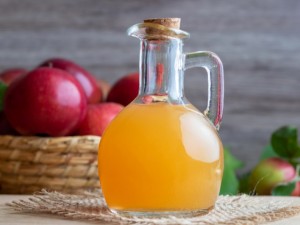 Спрете разширените вени с ябълков оцет
 