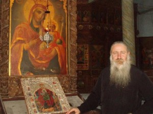 „Закопаната“ Богородица лекува 340 болести
 
