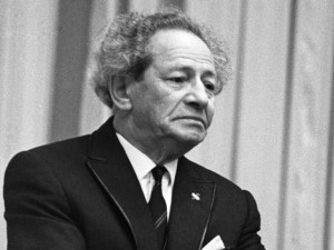 Ясновидецът на Сталин: Заразата ще отслабне през новата година
 