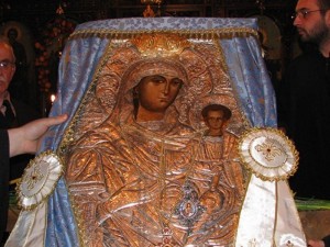 Икона от Асеновград дари 500 бебета 
