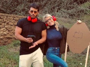 Обраха дома на Джан Яман и годеницата му
 