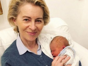 Урсула фон дер Лайен стана баба 
 