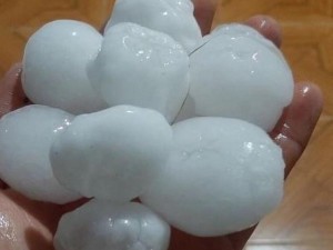Още три самолета пазят от градушки 
