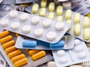 Хартиените рецепти остават при свободната продажба на лекарства
 
 
 