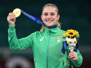 Шампионката Ивет Горанова ще лови престъпници
 