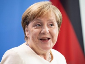 Меркел се готви за пенсия, ще чете и ще спи 
