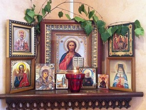 Да разгадаем бъдещето по иконата у дома
 
