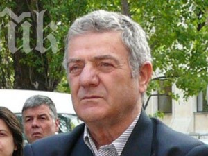 Стефан Цанев: Нито Червенков, нито Живков си позволиха безконтролна власт като Радев