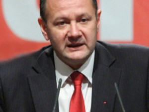 Михаил Миков за Корнелия Нинова: Когато кажеш, че подаваш оставка, си тръгваш! Другото буди присмех
 