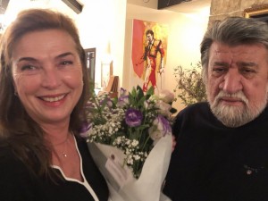 Вежди Рашидов на 70: Титлата Вежди ми е достатъчна! Оцапах се с политиката. Прекрасната ми съпруга ми дава стимул да живея (Снимки)