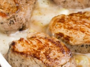 Сочни и крехки домашни пържолки 
 